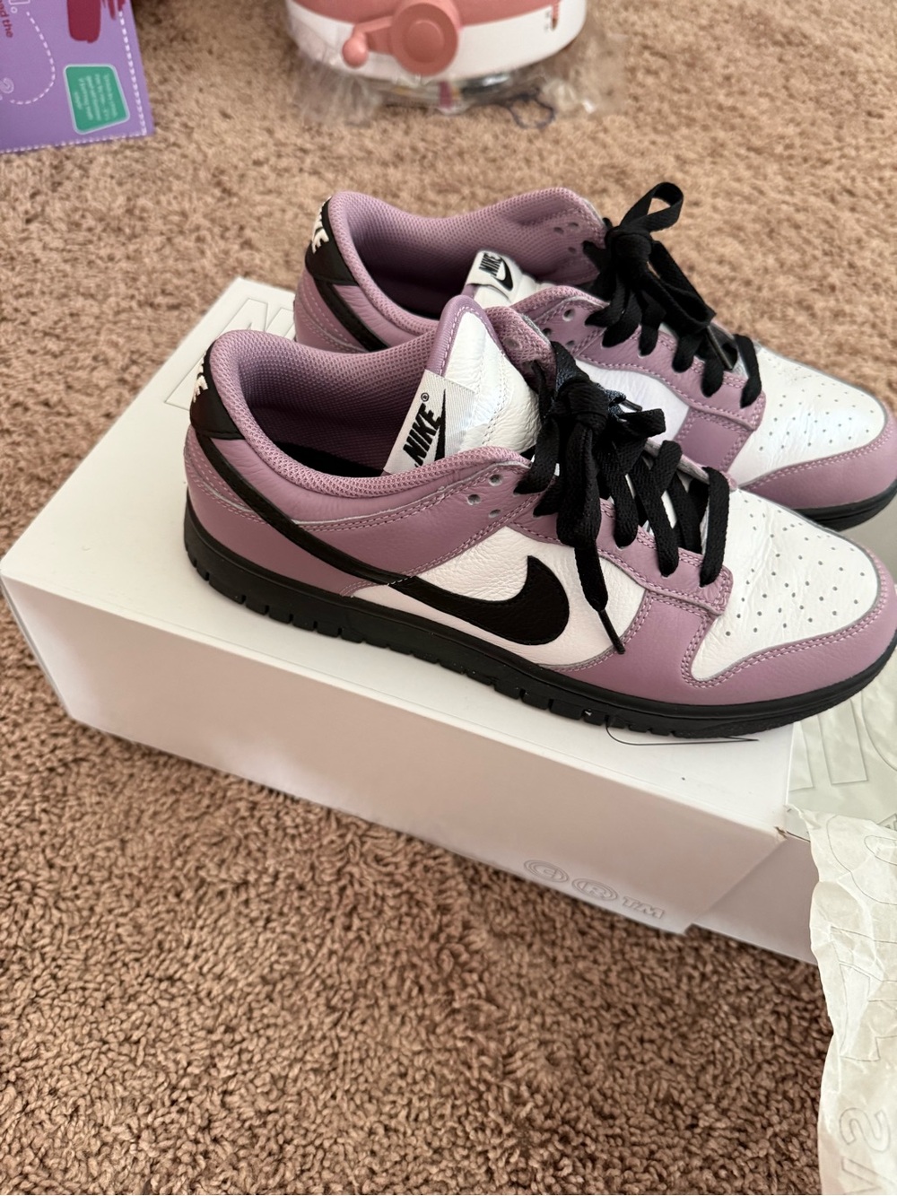 Nike Dunk Low in Lavender, White & Black - Sz 10 - Picture 2 of 7